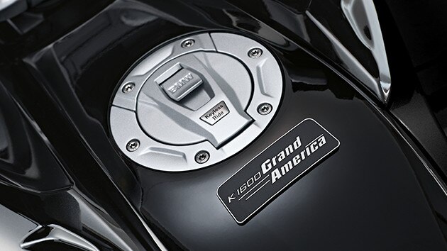K 1600 Grand America